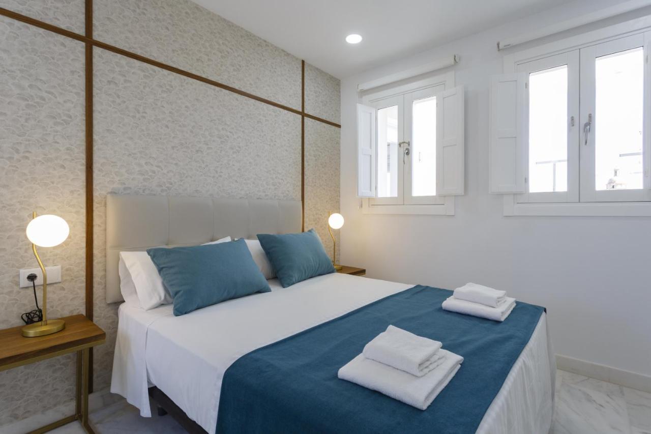 Apartamentos La Brujula By Cadizrentals Cádis Exterior foto